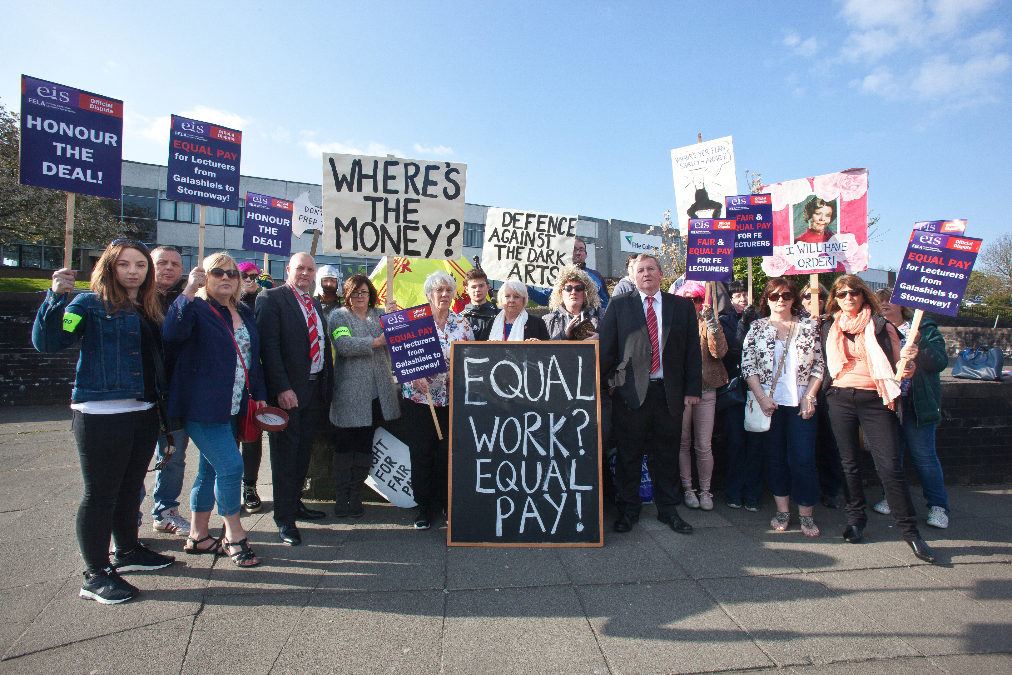 Alex Rowley MSP joins councillors supporting lecturers and students protesting about proposed cuts outside Fife College, Dunfermline.