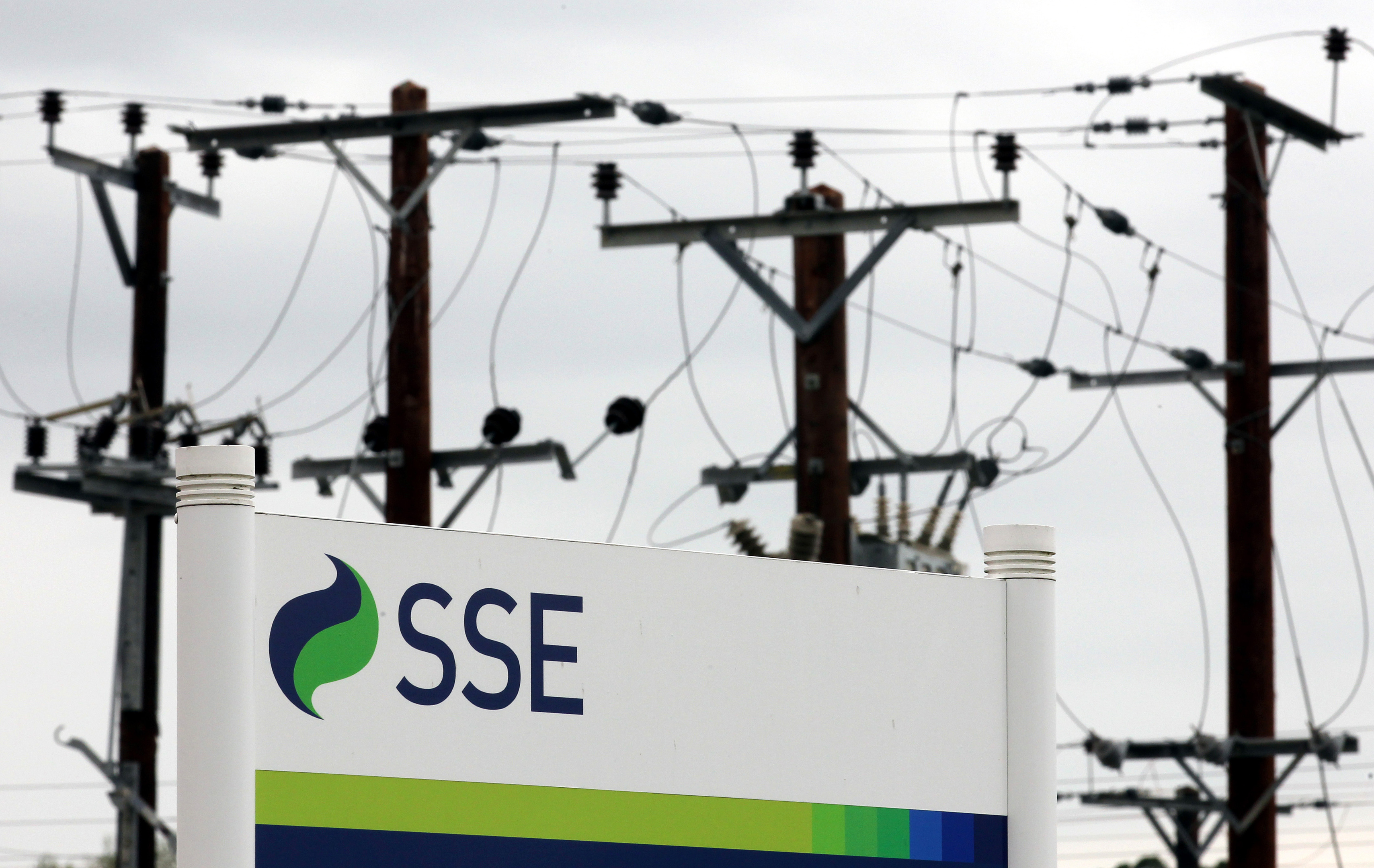 Utility company SSE is cutting jobs at its  Carse of Gowrie depot.