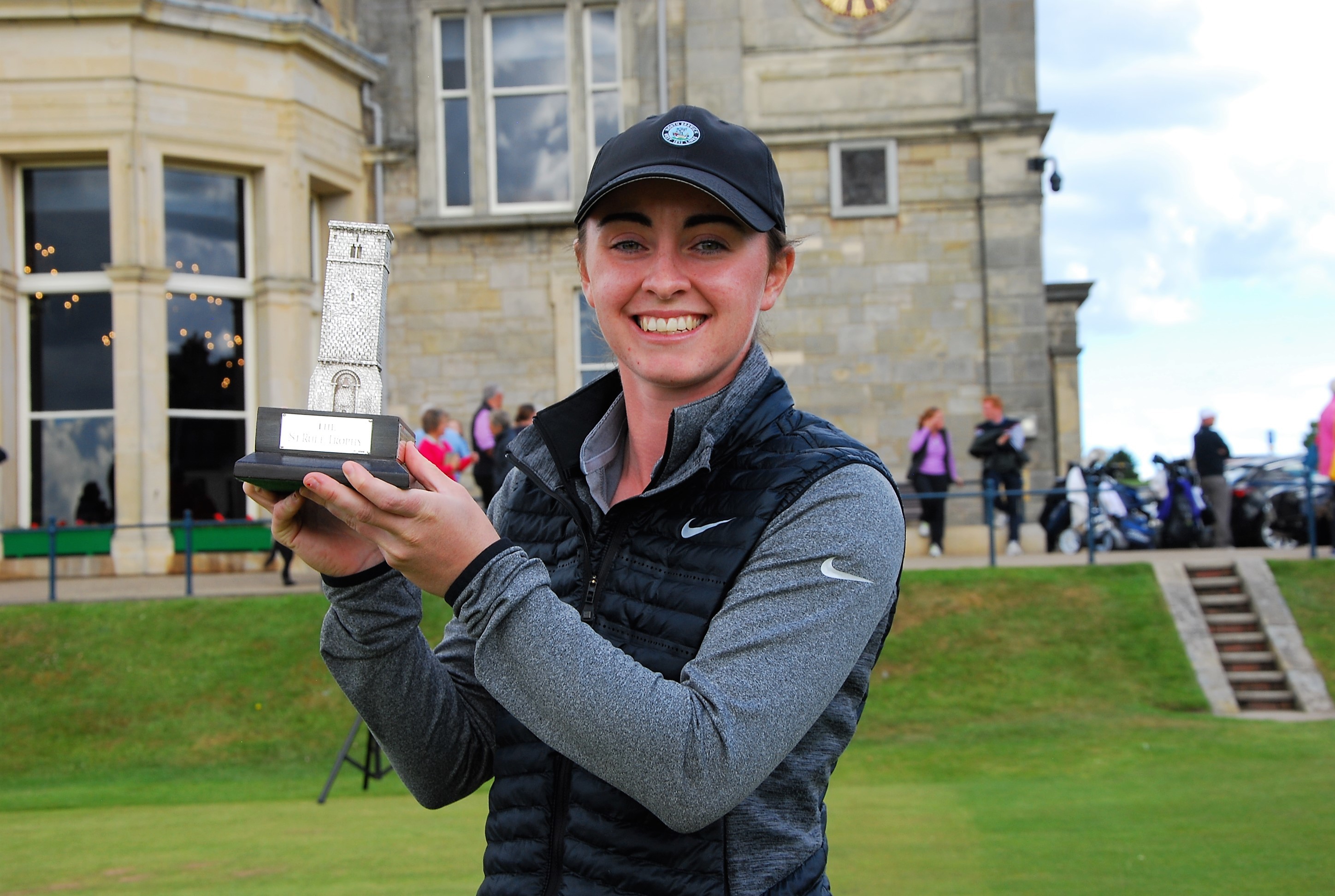 Clara Young won the St Rule Trophy at St Andrews on Sunday.