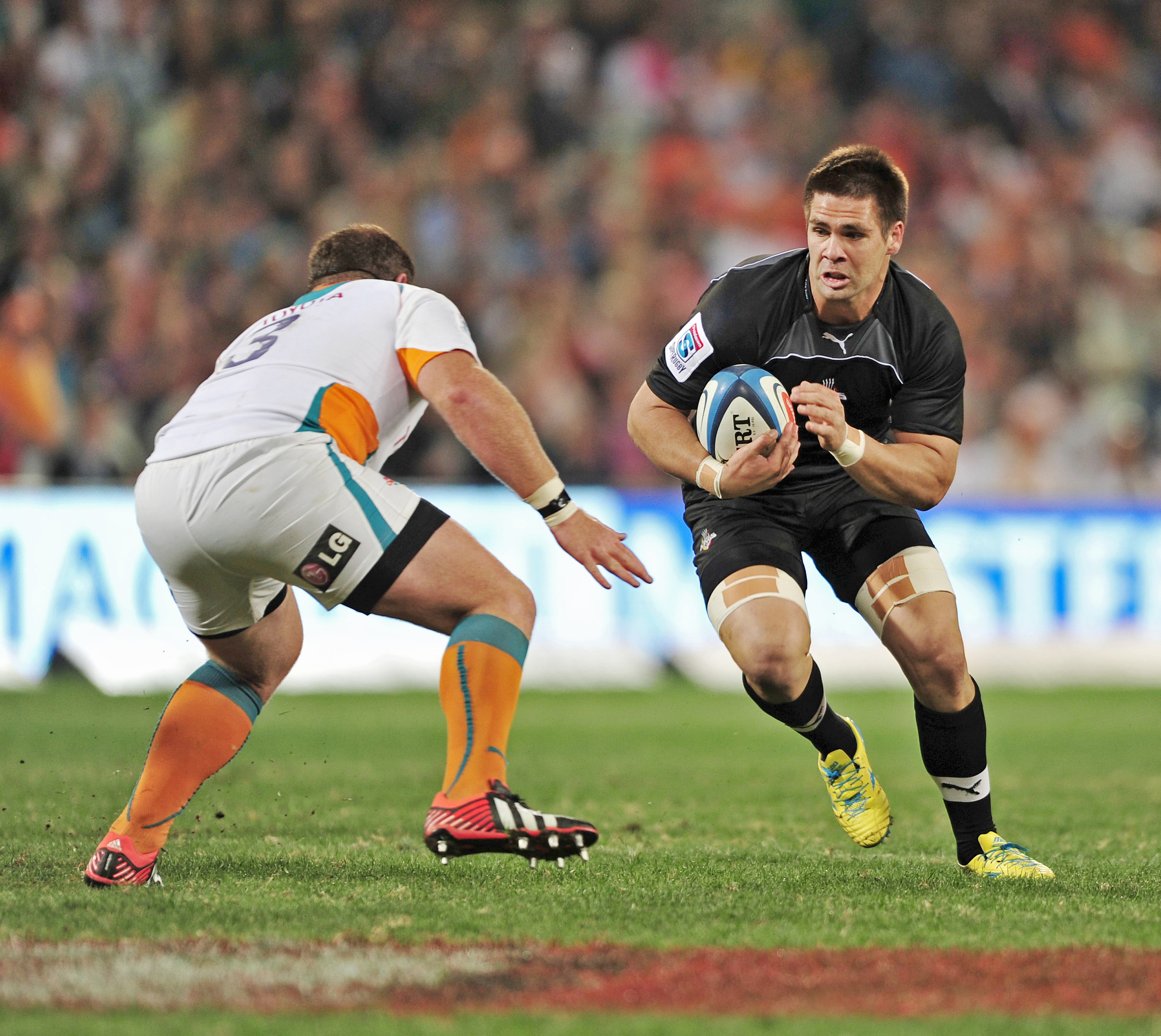 The Cheetahs and the Southern Kings in Super Rugby action.