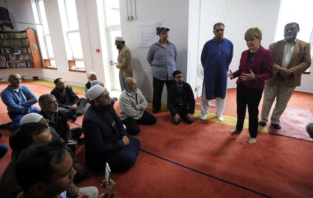 Nicola Sturgeon visits Dundee Central Mosque