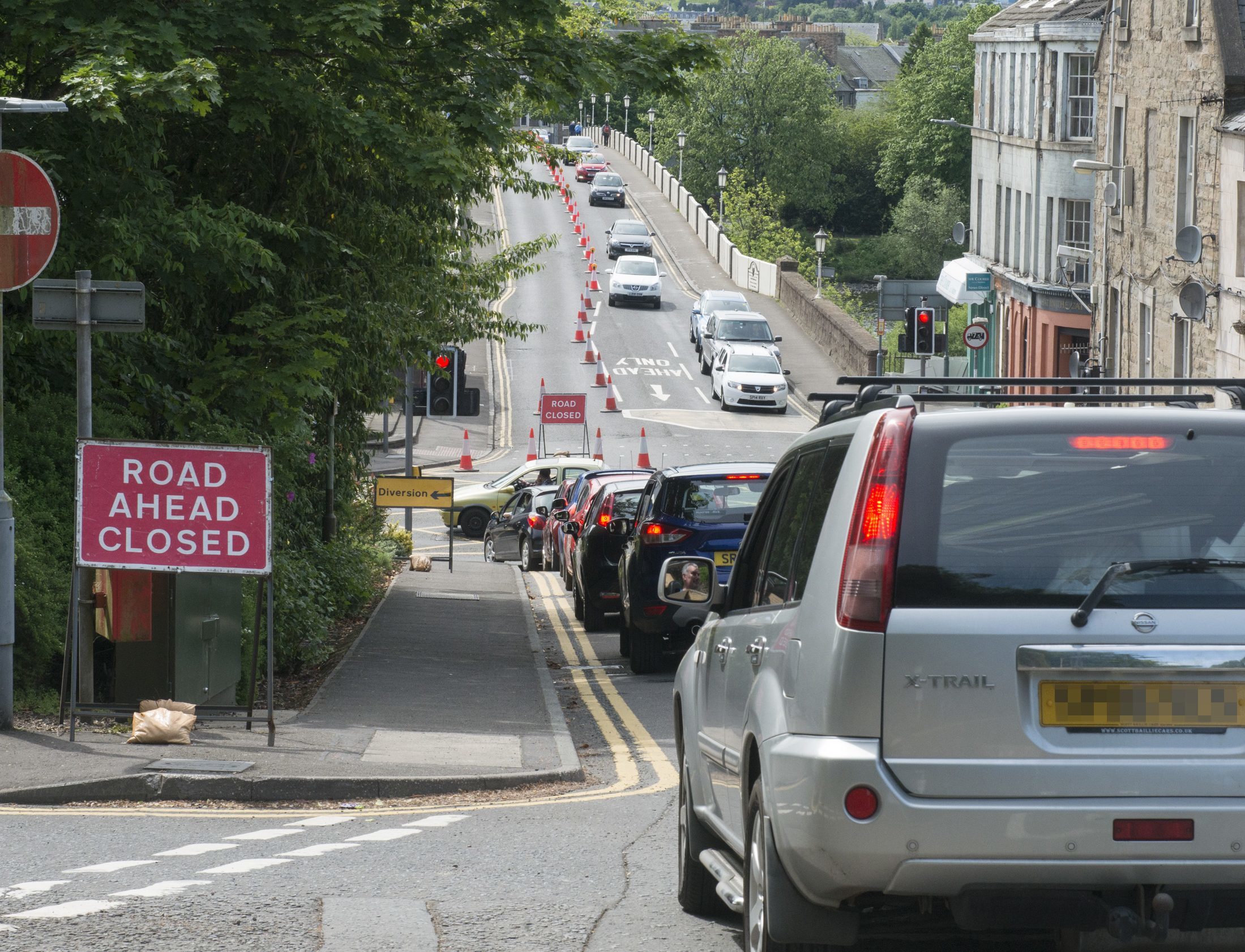 The phantom lane closure which caused the tailbacks.