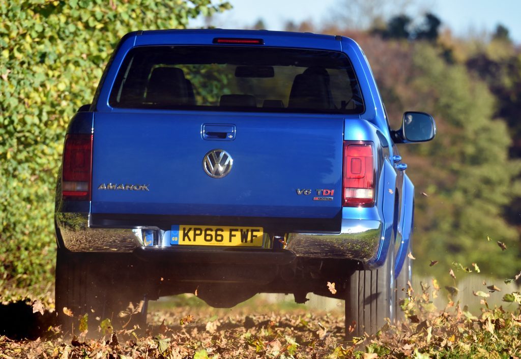 Volkswagen Amarok (10)