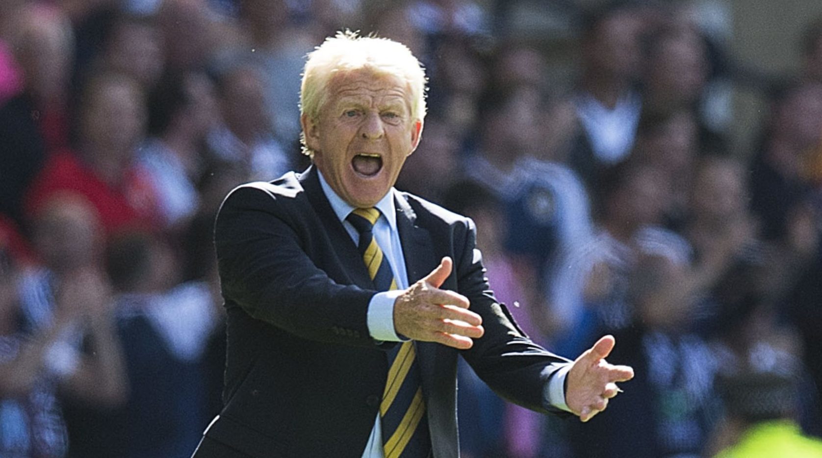 Gordon Strachan on the Hampden touchline.