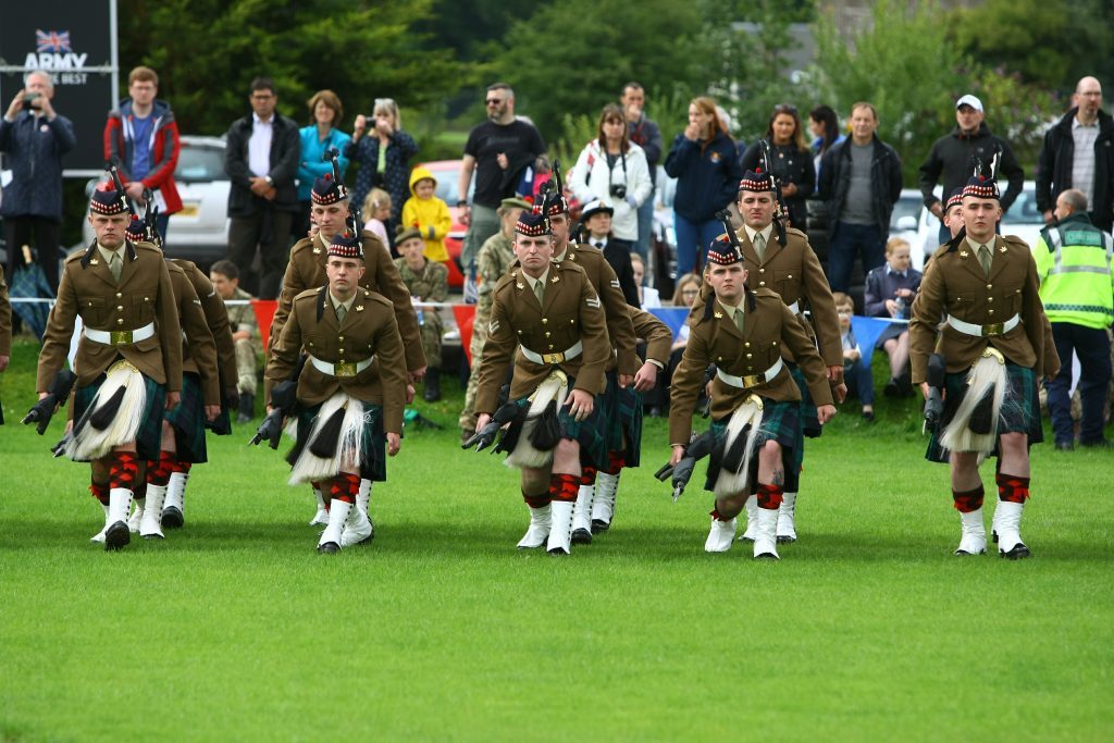 3 Scots, Royal Regiment Scotland 'picking up arms'.