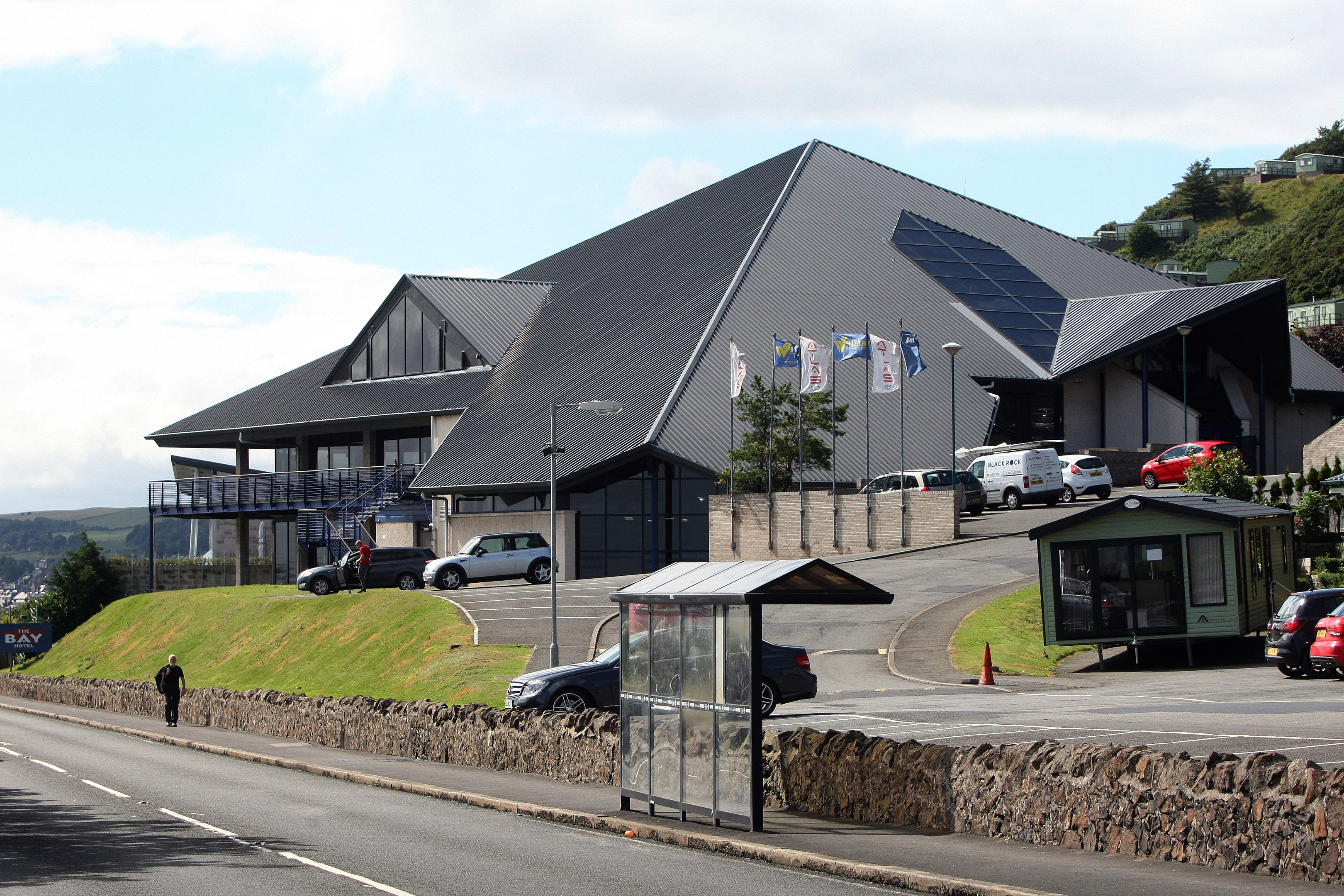 Pettycur Bay Holiday Park and Bay Hotel complex.