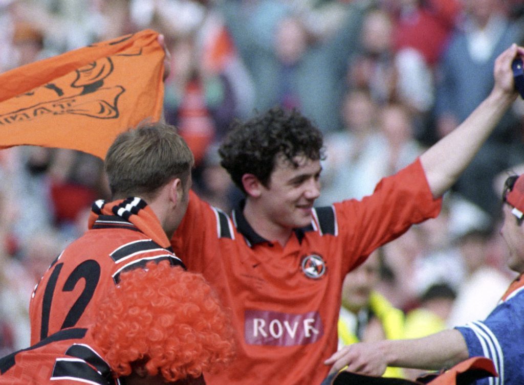 Christian Dailly celebrates winning the Scottish Cup with Dundee United.