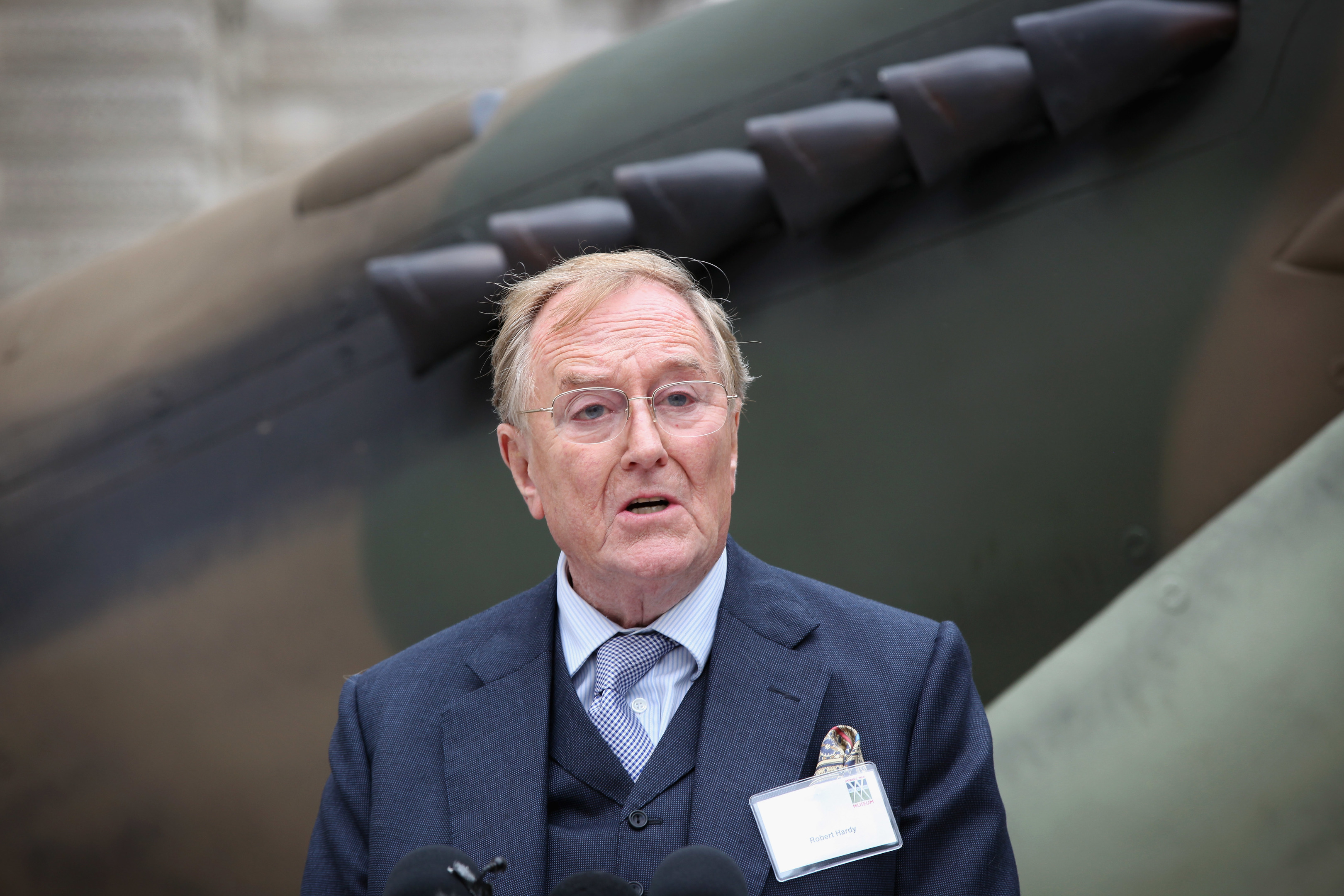 Robert Hardy