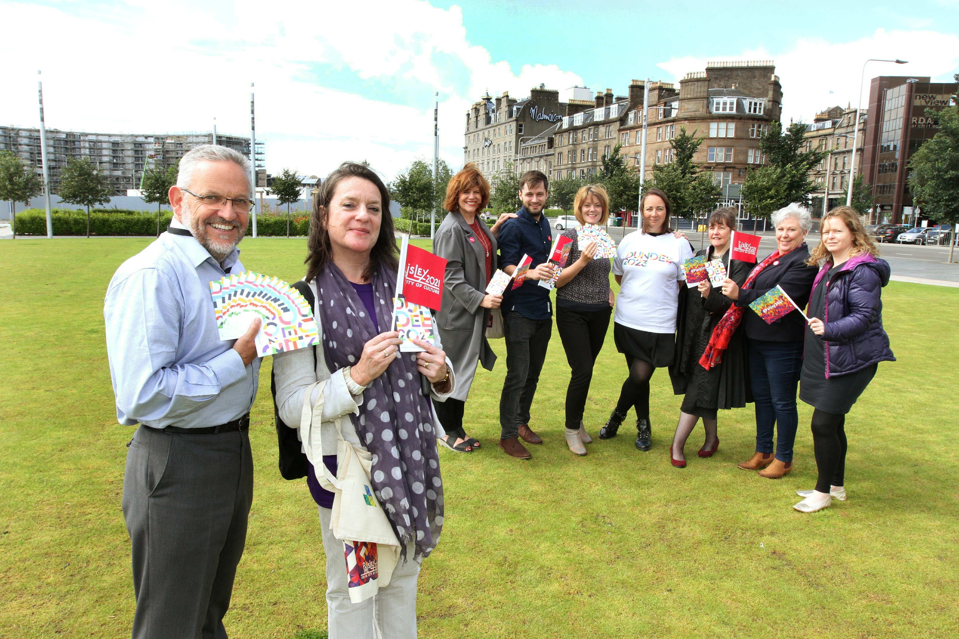 Paisley 2021 City of Culture, Creative Renfrewshire team visit Dundee. Picture shows Stewart Murdoch with Liz Gardiner  and Margaret Scott, ,Alan Clark, Gillian Easson, Anna Day, Annette Whitelaw, Lynn Rew and Morag McPherson.