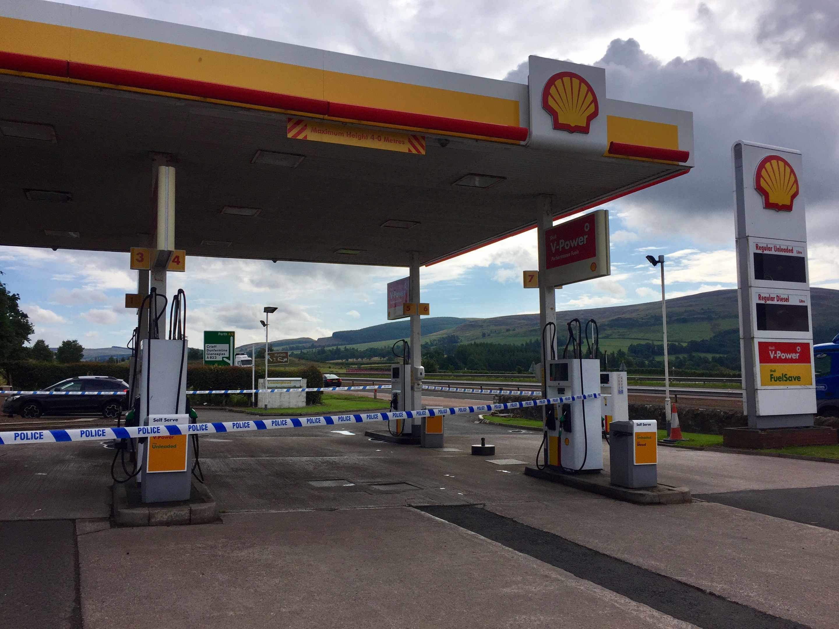 Loaninghead petrol station was broken into on Tuesday night.