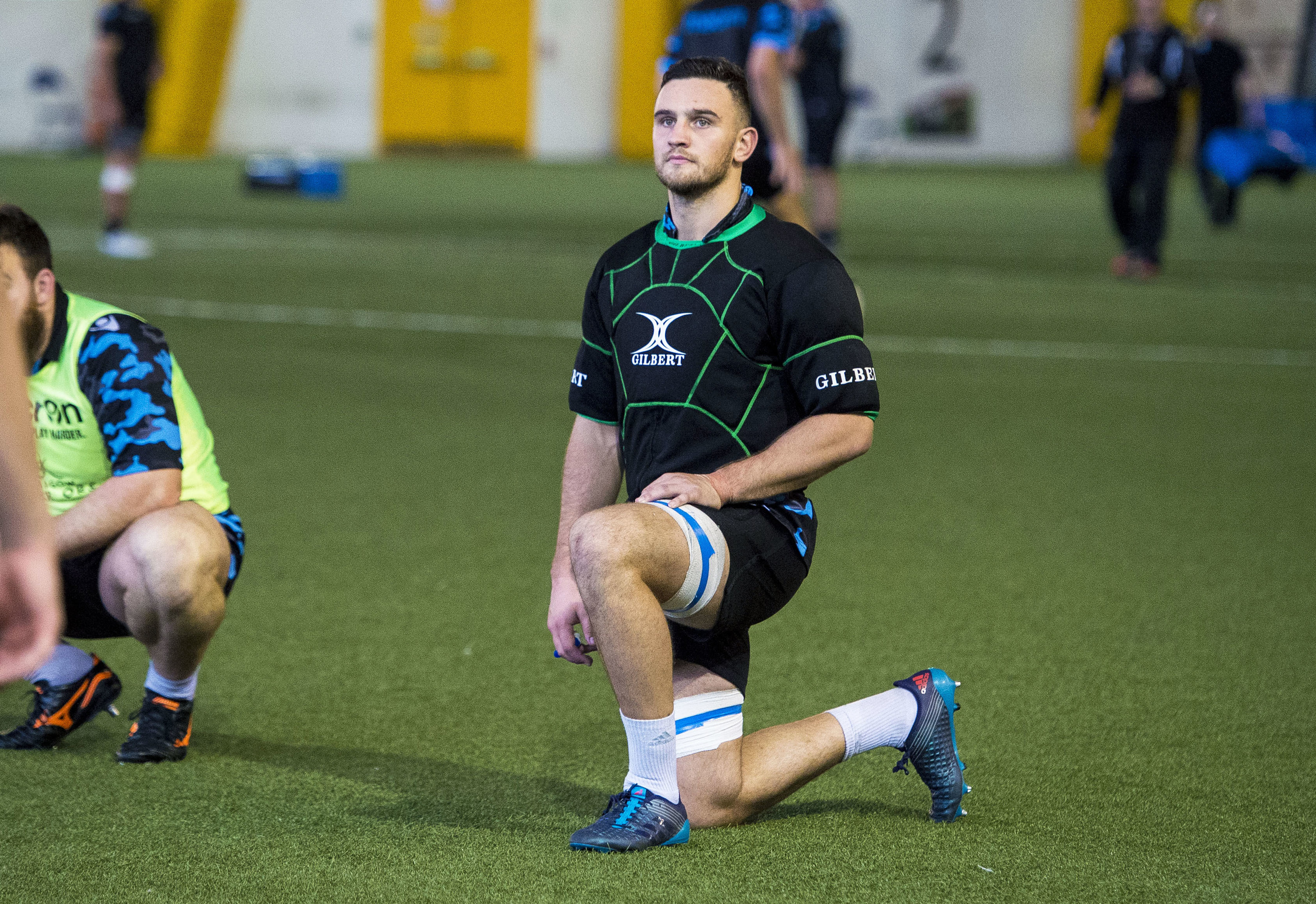 Adam Asheshould be retained in Glasgow's squad for Lyon this week.