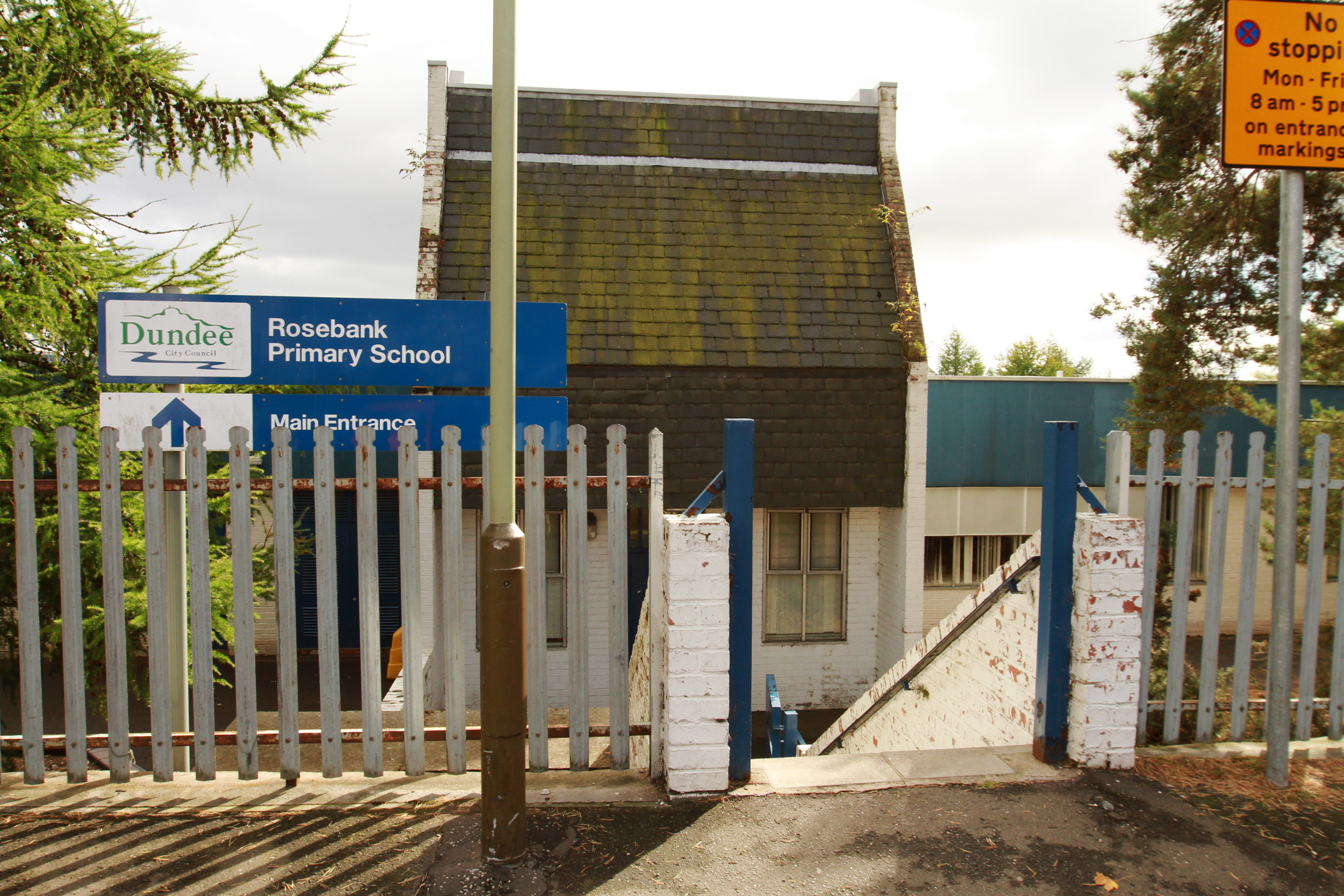 Rosebank Primary School is to close in 2018.