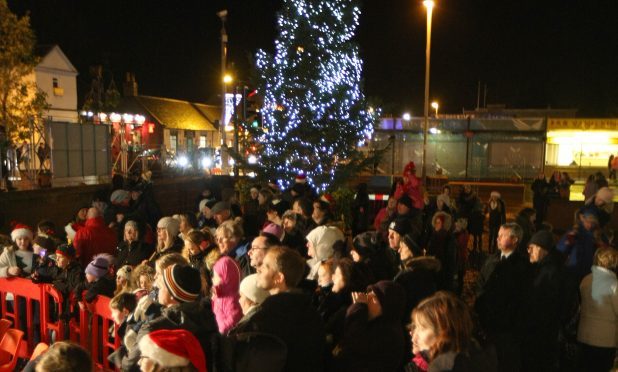 Crowd gathered for last year's Christmas lights switch-on in Monifieth.