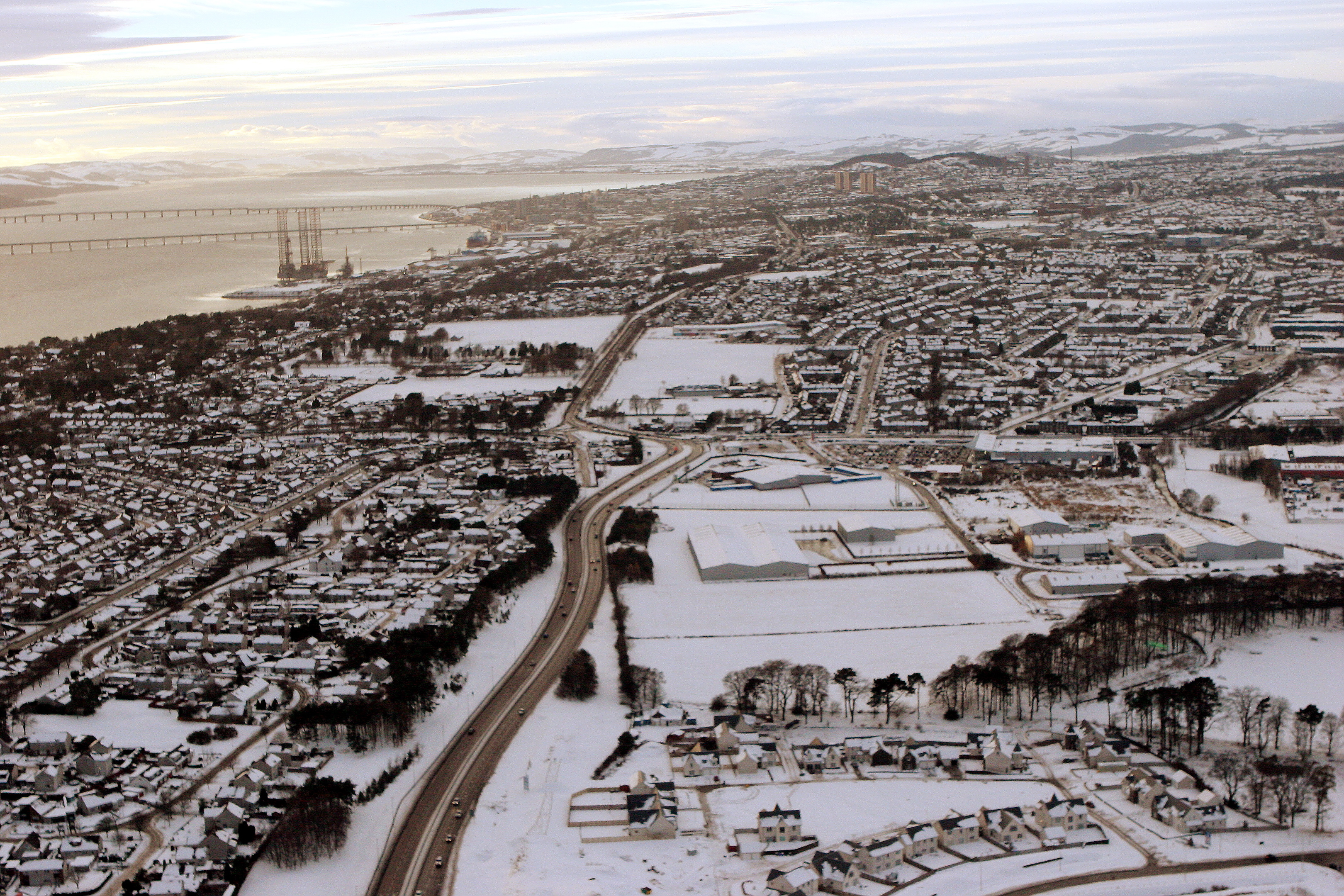 Snow covering Dundee in 2010.