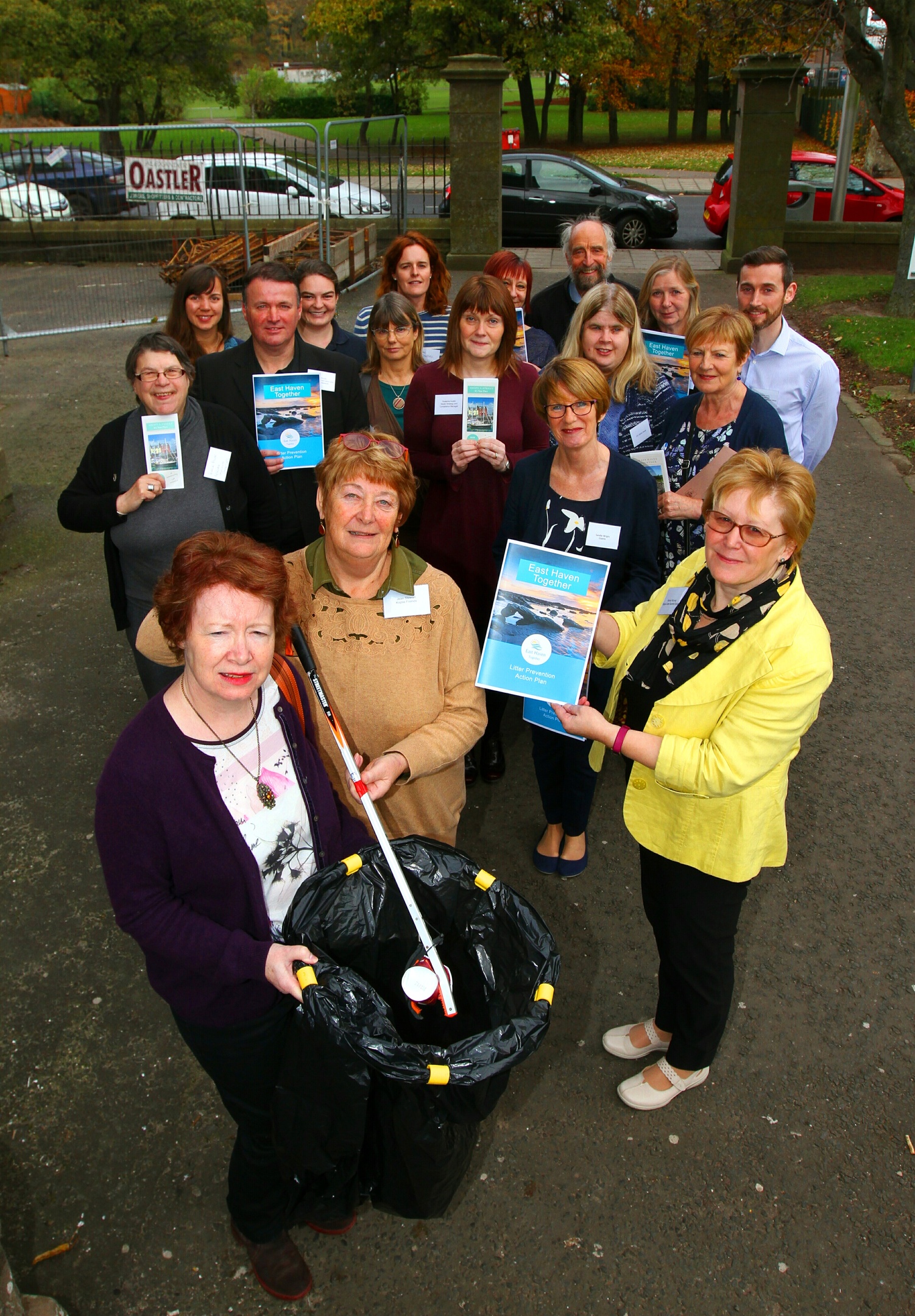 Courier Arbroath News- Angus Litter Prevention Action Plan seminar at Angus College launching a litter street scheme,picture shows; Morag Lindsay & Jean Stewart of Keptie Friends ,with Sandie Wright from Glamis & Wendy Glass from Easthaven at the launch with members of various litter groups,monday 13th november.