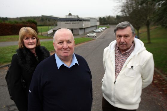 Picture shows SheIla Mitchell, from Auchmuty and Dovecot Tenants Association, Davie Nelson and Ian Robertson - Glenrothes Area Residents Federation (GARF).