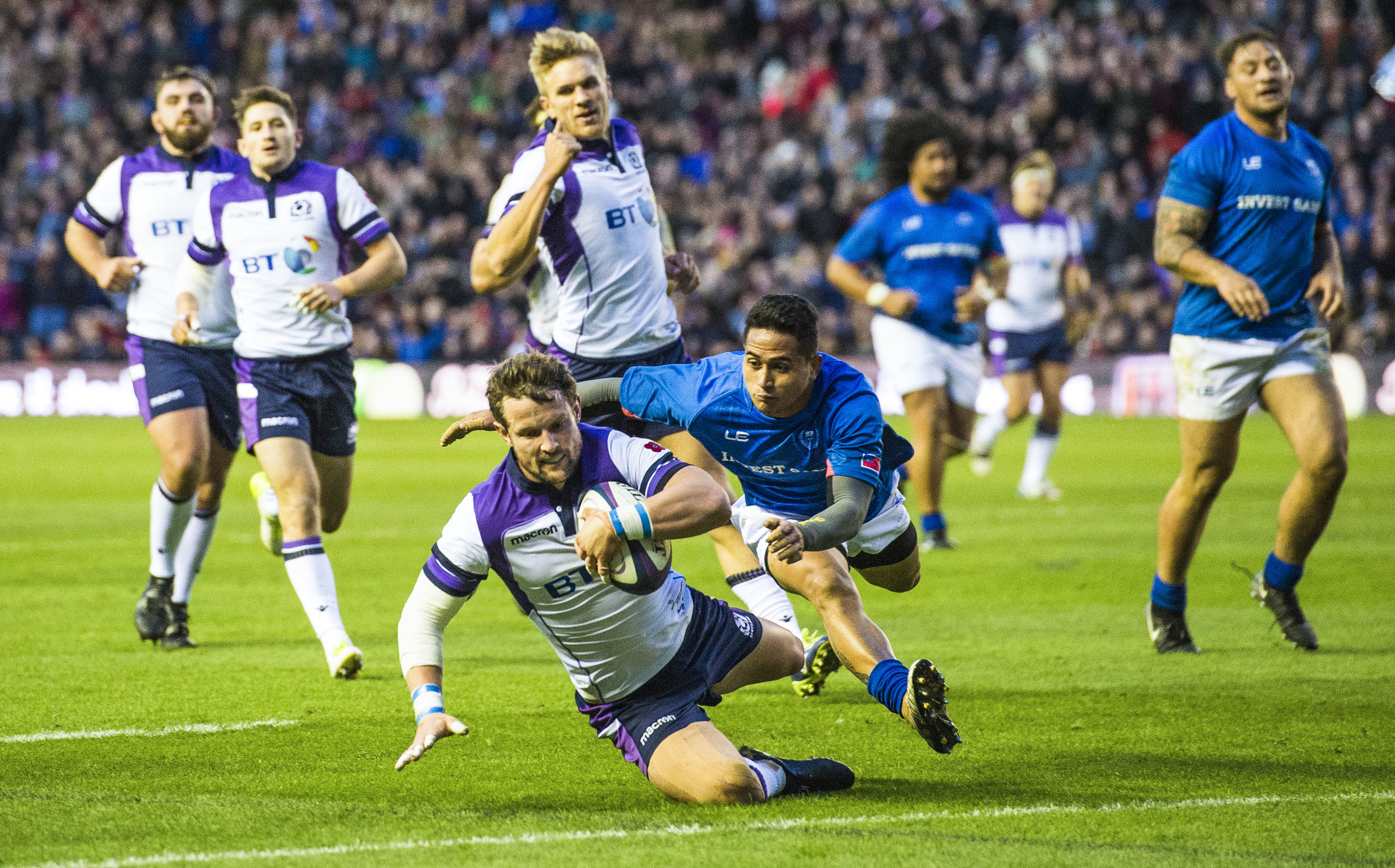 Peter Horne scores Scotland's sixth try which just about secured victory over Samoa.