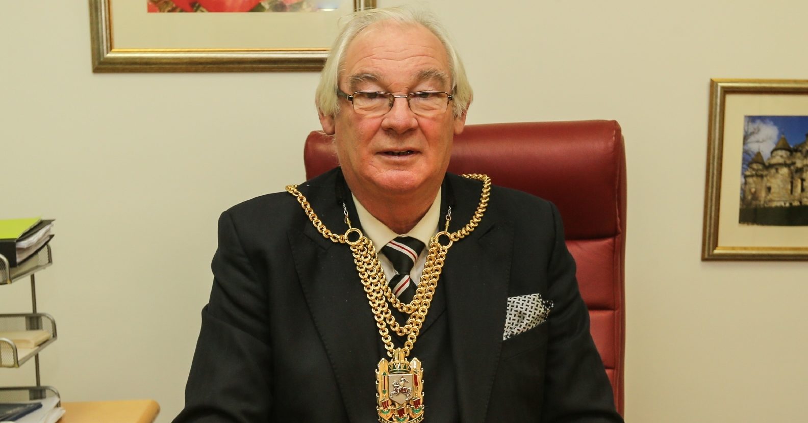 Provost Jim Leishman has encouraged Fifers to reflect on VE Day.