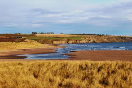 Lunan Bay