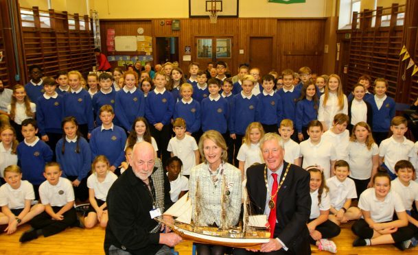 Dave Ramsay, Kincardineshire Lord Lieutenant Carol Kinghorn and Aberdeenshire Provost Bill Howatson joined pupils at the official website launch in November