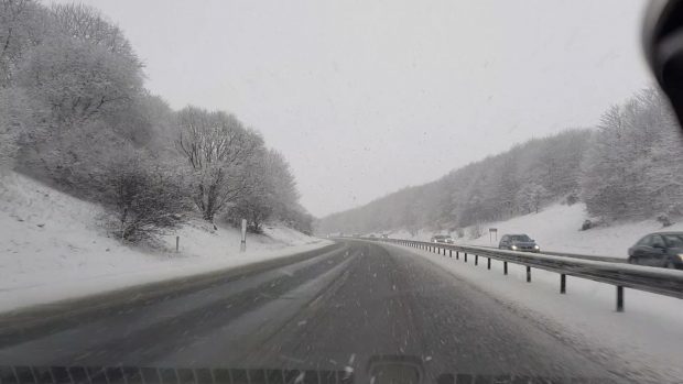 Snow on the M90 in 2017.