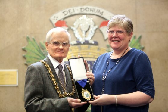 Lord Provost Ian Borthwick with 2018 Dundee Citizen of the Year Debbie Findlay.