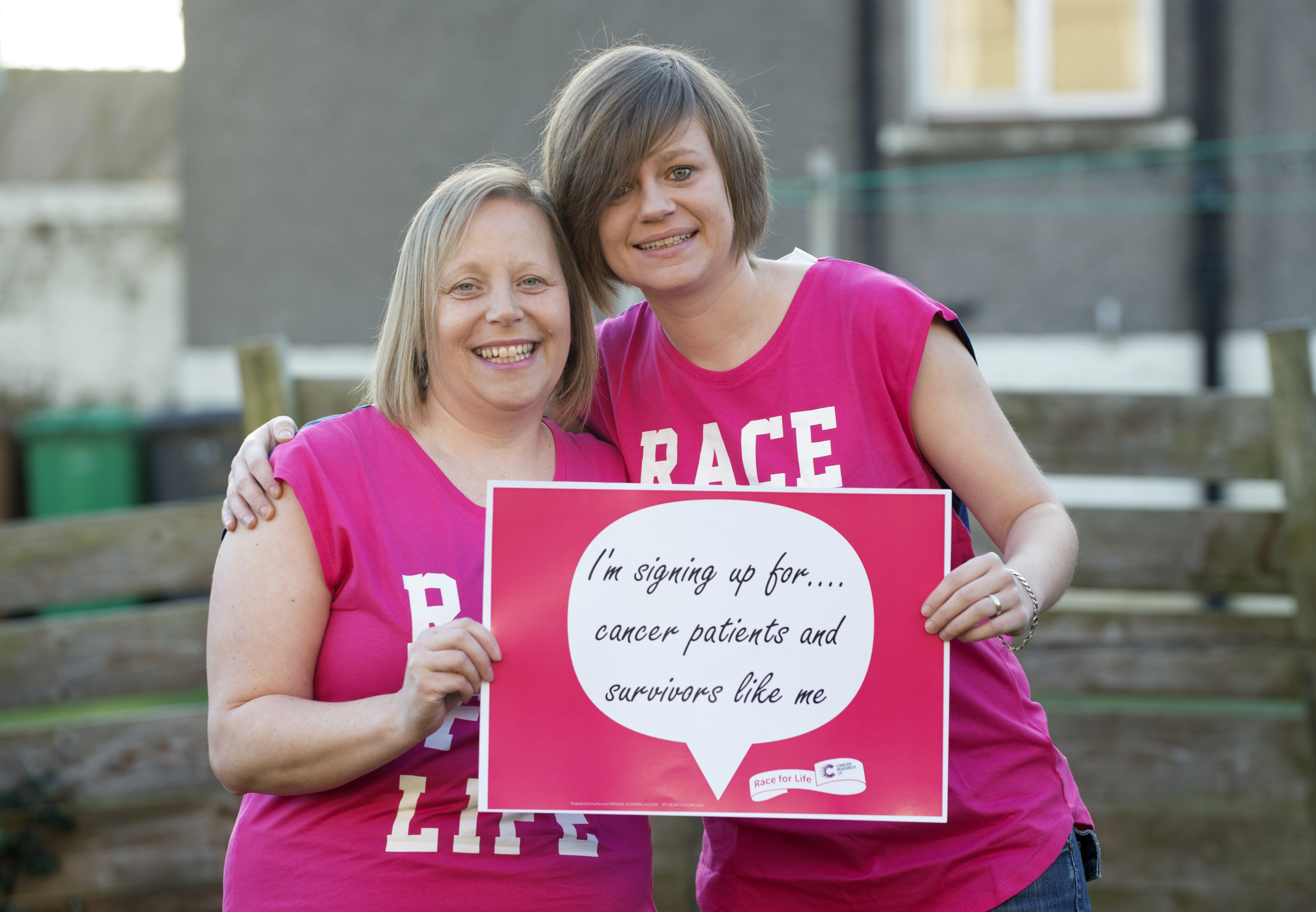 Cancer survivor Lindsay Blake has teamed up with her daughter Stephanie to urge Scots to sign up for Race For Life.