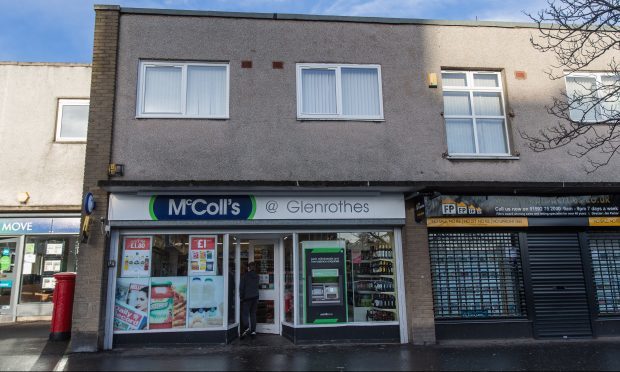 McColls on North Street, Glenrothes, is to close. Image: Steve Brown/DC Thomson.