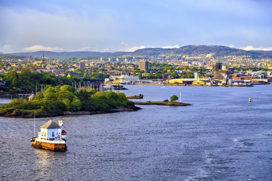 Shona Robison MSP has backed Dundee for any new Scotland to Scandinavia ferry route.