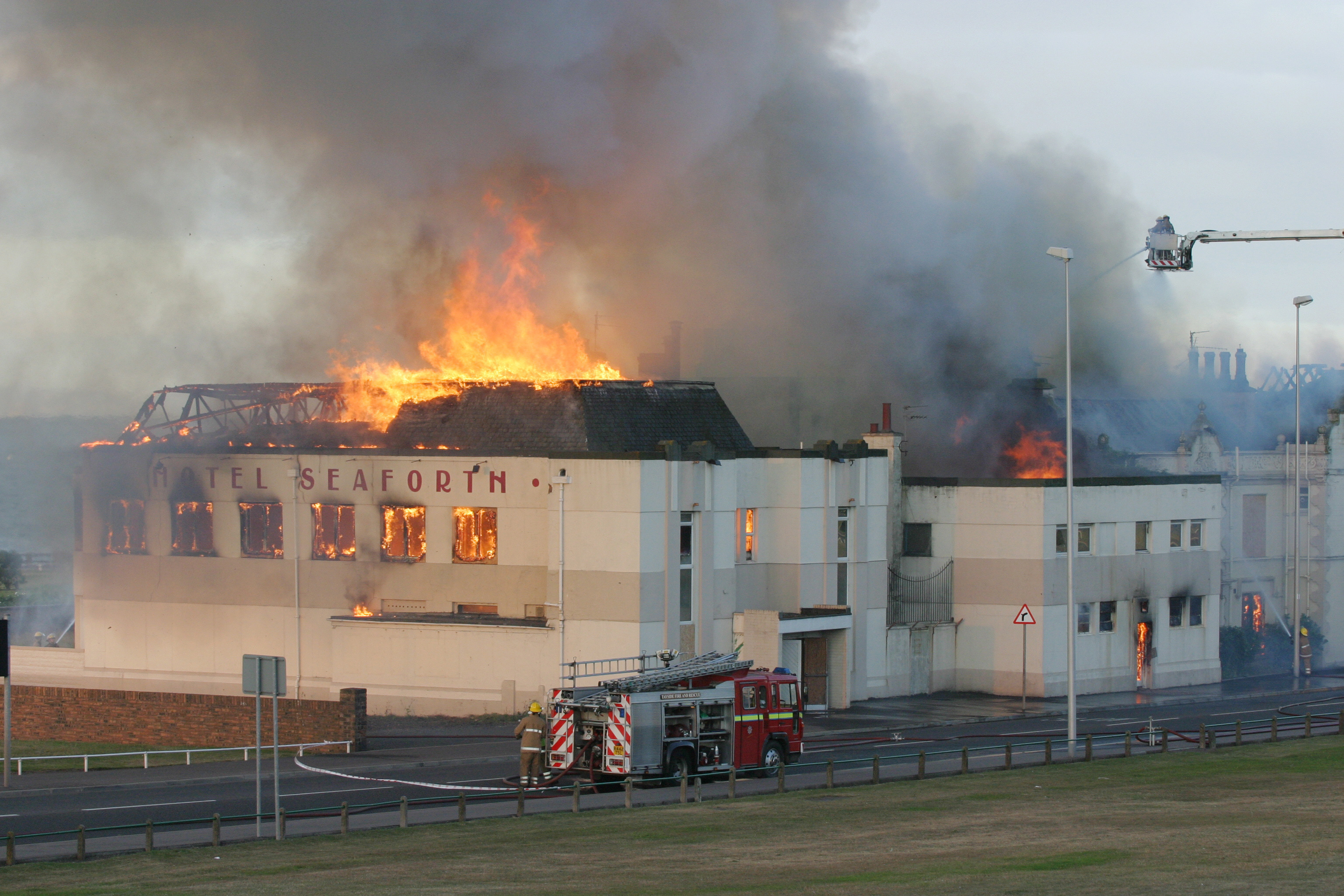 Fire ripped through the Seaforth Hotel in 2006. Image: Supplied