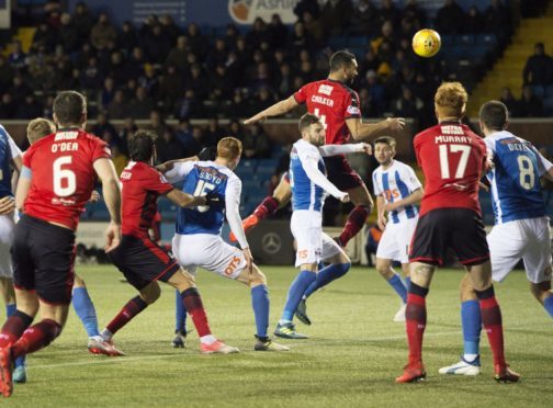 Dundee's Steven Caulker scores to make it 2-1 against Kilmarnock.