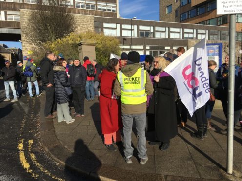 Staff on strike at Dundee University.