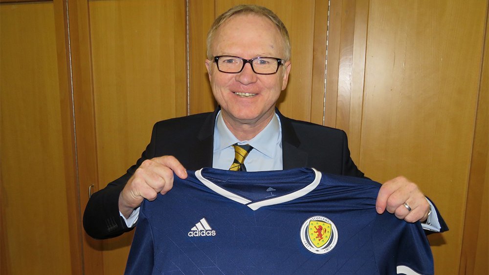 Alex McLeish is announced as the new Scotland boss.