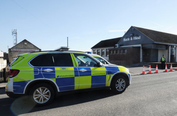 Police Vehicles and Dog units attended an Incident at Muiredge Buckhaven 20 March 18