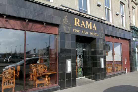 Courier restaurant review -  Rama Thai restaurant in Dock st Dundee, saturday 24th february.