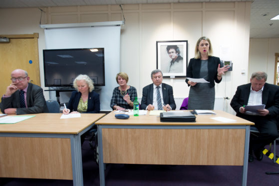 Locals attended a meeting in the Rothes Halls, Glenrothes, to discuss the lack of GP cover from 6pm until 8am in the Fife NHS region. Various councillors and MSPs attended the meeting.
MSP Jenny Gilruth speaks at the meeting, alongside MSPs Claire Baker and Alex Rowley.