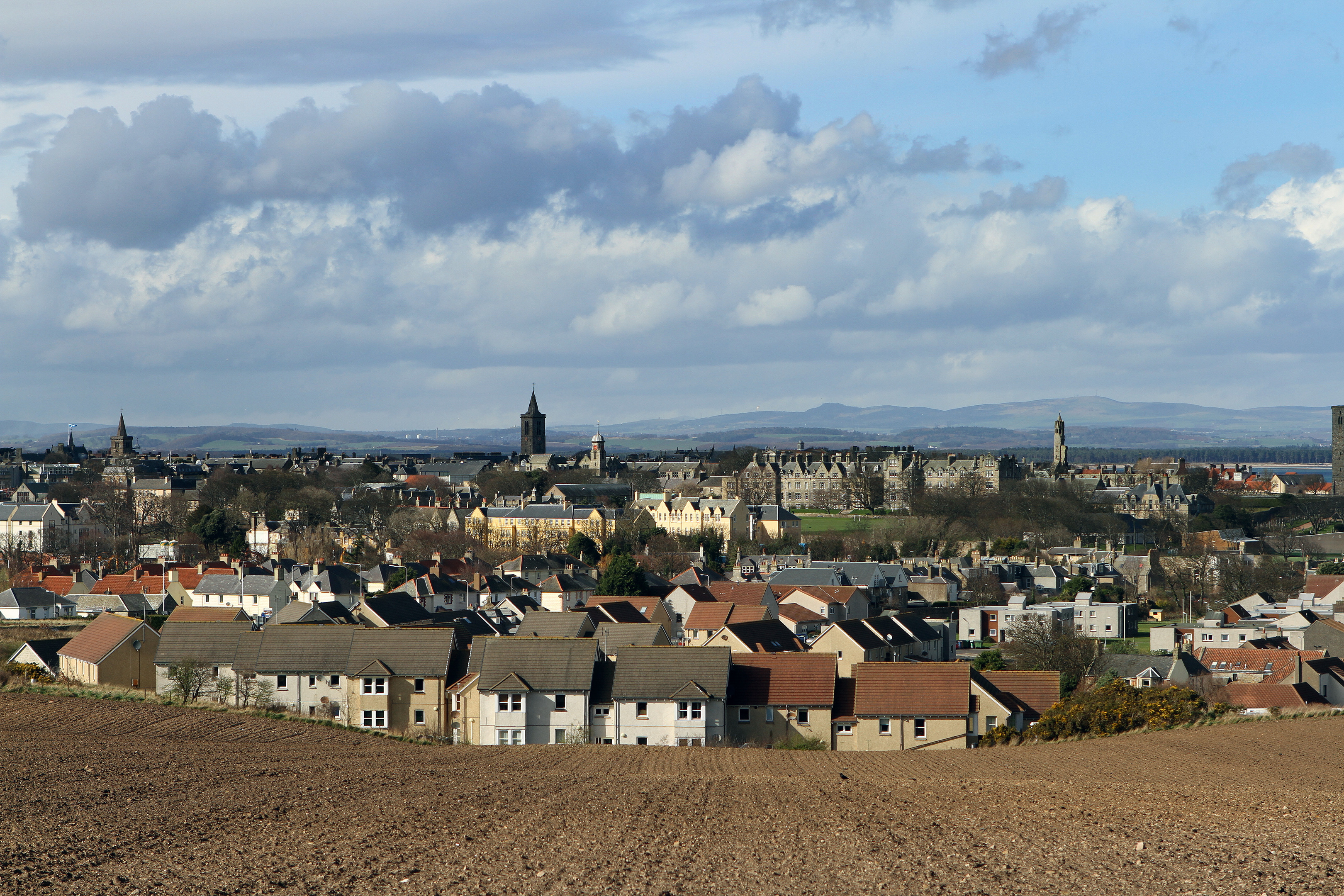 Kris Miller, Courier, 21/03/14. Picture today shows general view over St Andrews for files and referendum roadshow.