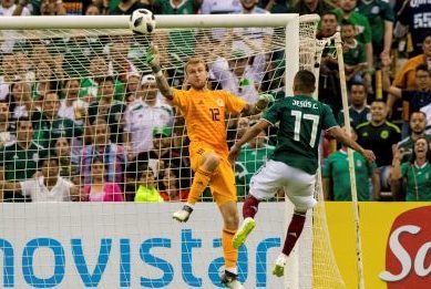 Scott Bain in action against Mexico.