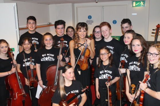 Nicola Benedetti and members of Big Noise Raploch in 2015.