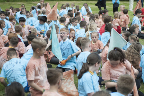 Caption (description) CR0001993, Timmergreens and Muirfield Primary display a variety of art. Picture shows, Pupils at Hospitalfield House for the art event ,18th June 2018