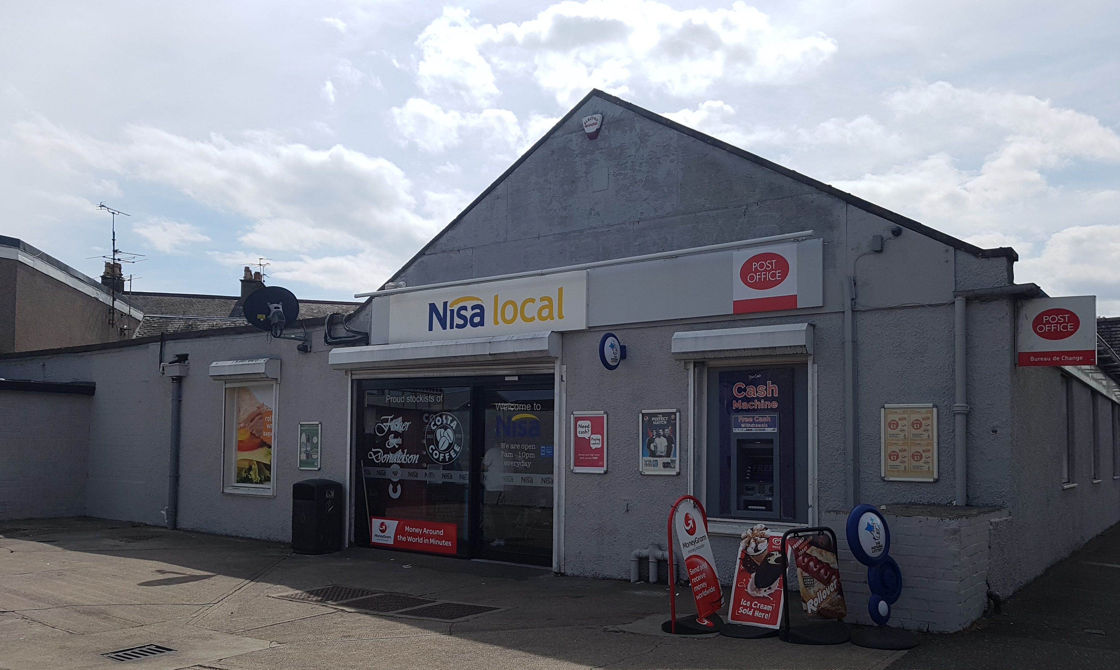 Armed thieves targeted the Leven branch on Saturday morning