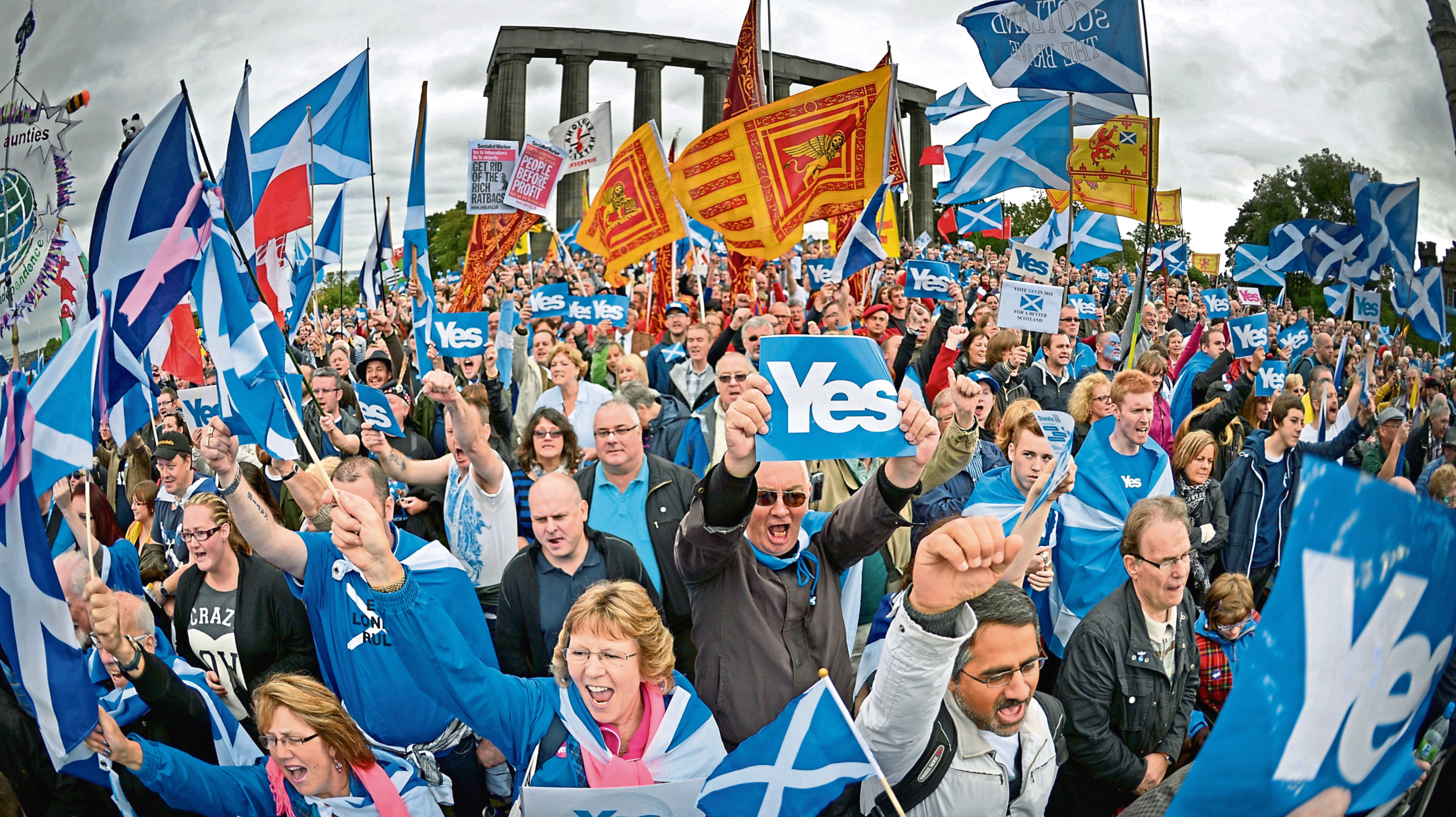Thousands of pro-independence campaigners attend a rally on Calton Hill on September 21,2013 in Edinburgh.