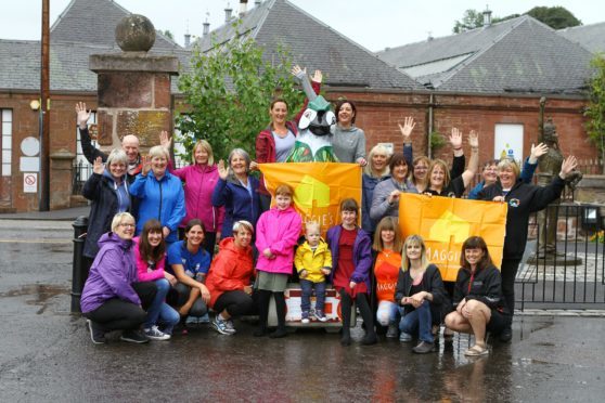 The group pictured at the start of the challenge.