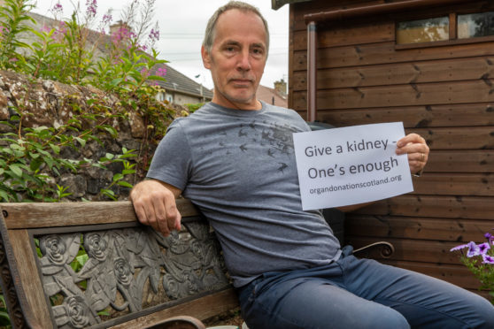 Bill Mair is encouraging others to sign up and give a kidney.