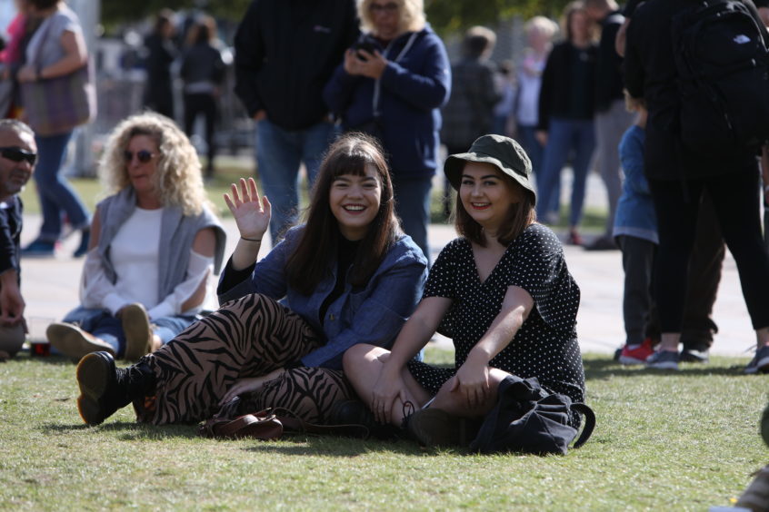 Crowds at 3D Festival.