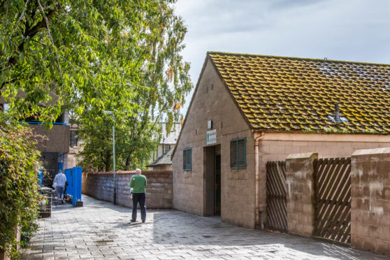 Public toilets in Perth due to close over winter.