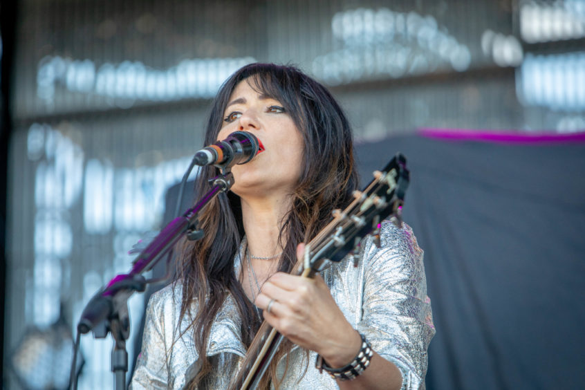 KT Tunstall played a solo show to open the night's entertainment.