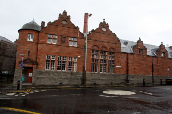 Lochee Library.