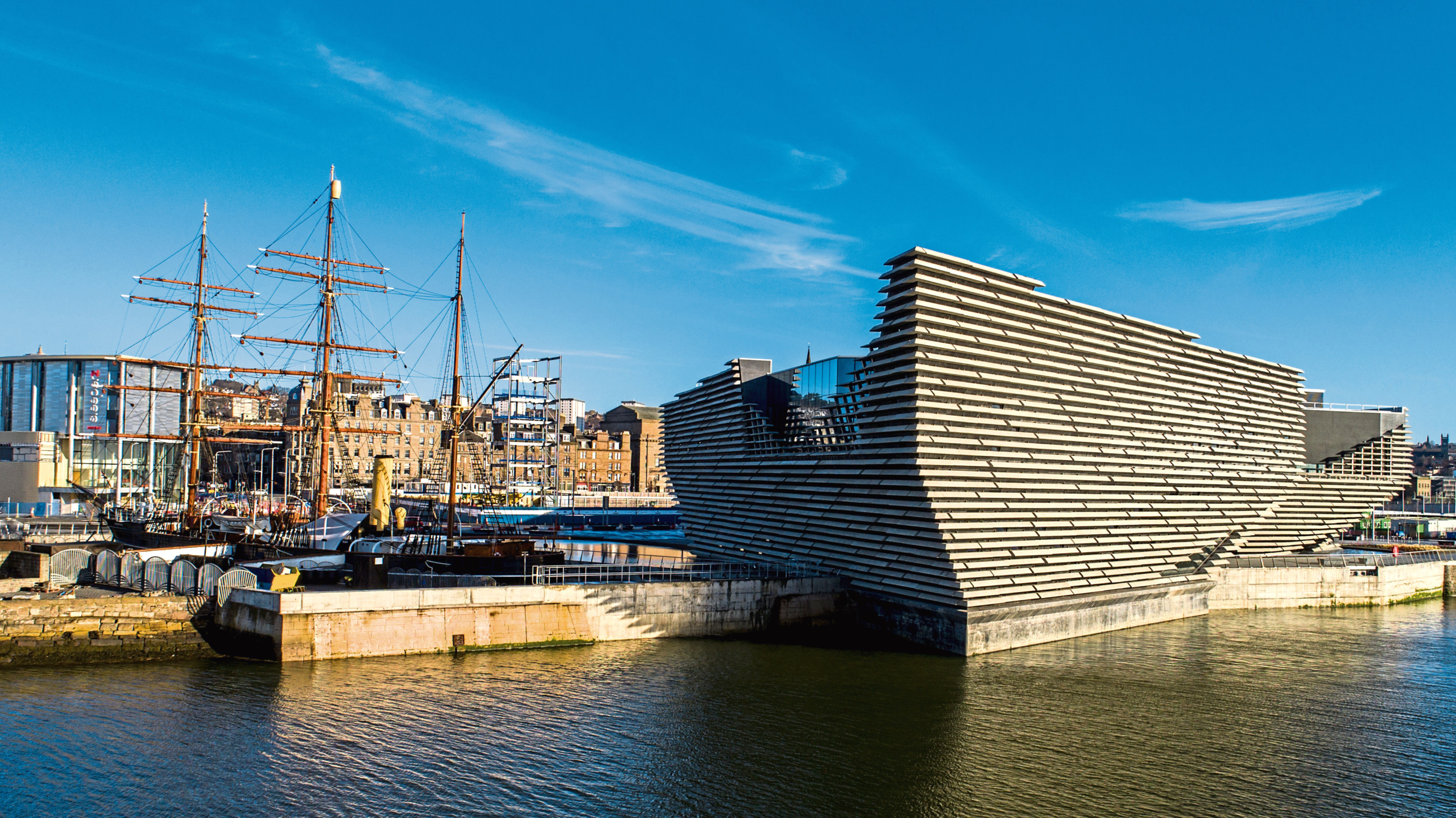 The V&A is benefiting other tourist attractions in Dundee.