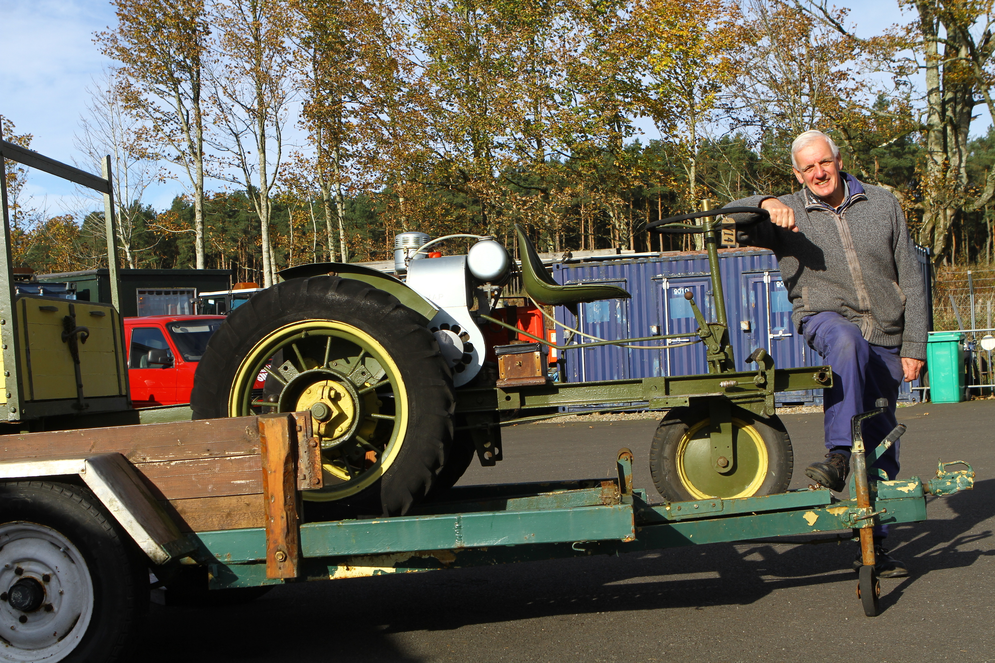 SVVC chairman Allan Burt with a Gunsmith light tractor in the auction